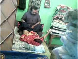 Matang Pasangan Pakistan Dalam Untuk A Roger Pantas dalam flick buatan sendiri