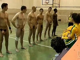CFNM Vid를에 이상적인 남자를 찾고 치어 리더