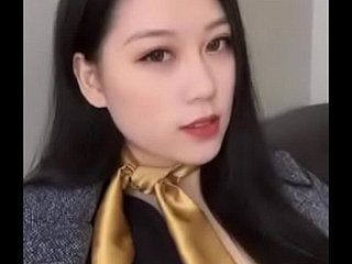 Strengthen em lễ tân vũ phương