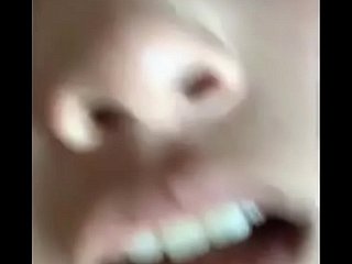 小 情侣 居家 啪啪啪 自拍 嫩 妹子 叫声 和 表情 好 骚 小伙 的 下 弯 鸡巴 很 个性 口 爆 吞 精