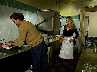 Clinica Della Vergogna (1994) - Anita Knavish