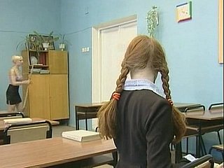 Schoolgirl 2: Người mới đến