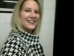 O Yolu üzerinde bir GloryHole (Kamu Tuvalet) bulundu
