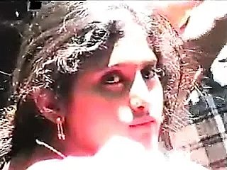 hot indian bebe up sifter