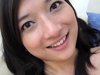 Halbe britische halbe thailändische haarige Muschi Cutie