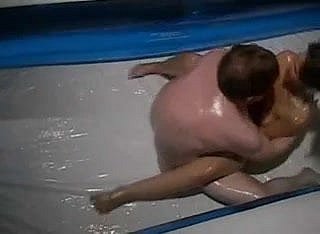오일 레슬링