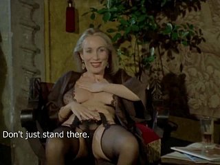 A domineer Italian lady in dissimulation