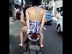 Où mettre chilling unladylike mij .... mp4