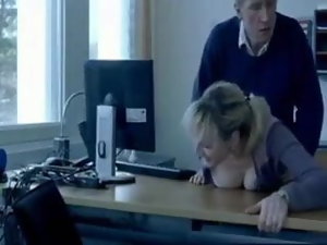 デンマークのオフィスセックス