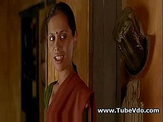 چینی فلم کٹ سیکس سین کے ساتھ ہندوستانی ہوٹی