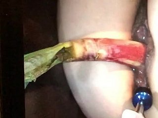 Китайская подруга Сара вводит двойное проникновение