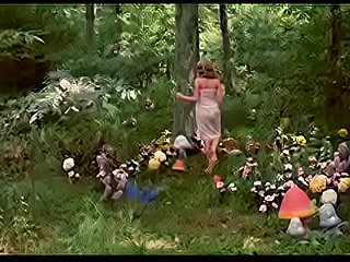 Alice nel paese delle meraviglie - (Alice nel paese delle meraviglie) -1976
