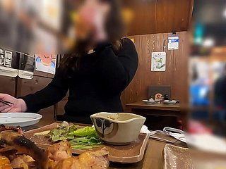 مکمل طور پر اصلی جاپانی پرائیویٹ voyeur خوبصورت گدا جیلاٹو کی دکان پر کام کرنے والی 28 سالہ شرارتی میں اچانک تبدیل