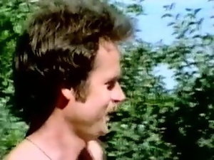 Jonge artsen in the air de Have an eye (1982)