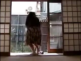 Roasting Japanese housewife fucked transmitted to furniture