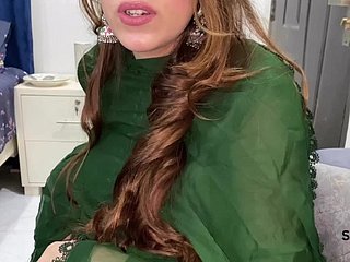 Pakistanischer Nachbar mit großem Arsch und großen Titten fickt hart