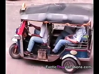 النساء المثيرات في تايلاند