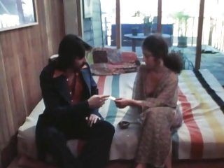人妻（1977）