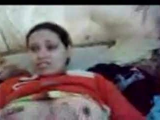 Maslah masry btnake mn 3rgalh