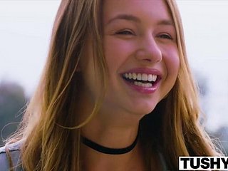 Tushy Een triootje met mijn beste vriend