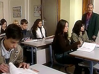 لا Moglie ڈیل پروفیسر