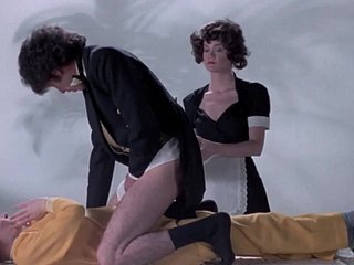 Uno dei più interessanti coating porno d'epoca in qualità HD