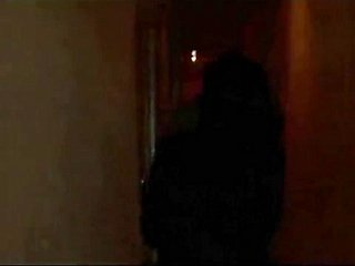 اثنين من الرجال المحراث الفرنسية وقحة جبهة مورو أمي المتشددين الثلاثي اللسان التبشيرية الديوث كس لعق عرقي امرأة سمراء جوارب
