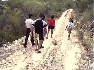 Anal duplo e Gangbang com Ildico