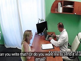 Séc cô gái tóc vàng fucks bệnh nhân bác sĩ