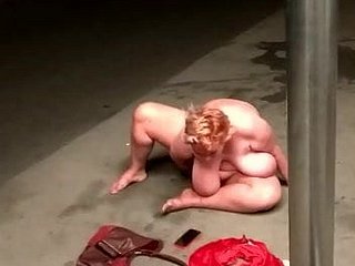 Russa Granny Rua Orgasm