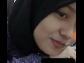 Awek Tudung VC alluring inclusive